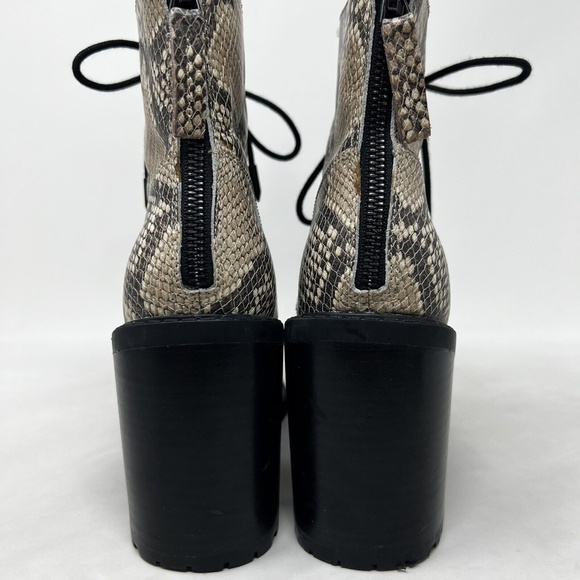 Dolce Vita Womens Back Zip Snake Print Heels Boots Booties Leather Size 8.5 - Picture 5 of 12